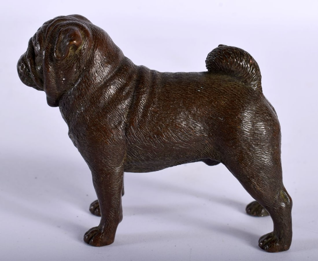A Japanese Bronze Pug Dog.  7.8cm x 6.8cm x 3.1cm, weight 358g (1 of 5)