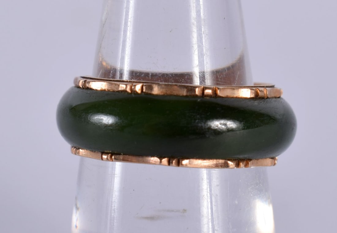 A 14ct Gold and Jade Ring.  Size J,Stamped 14K,  weight 2.55g (1 of 4)