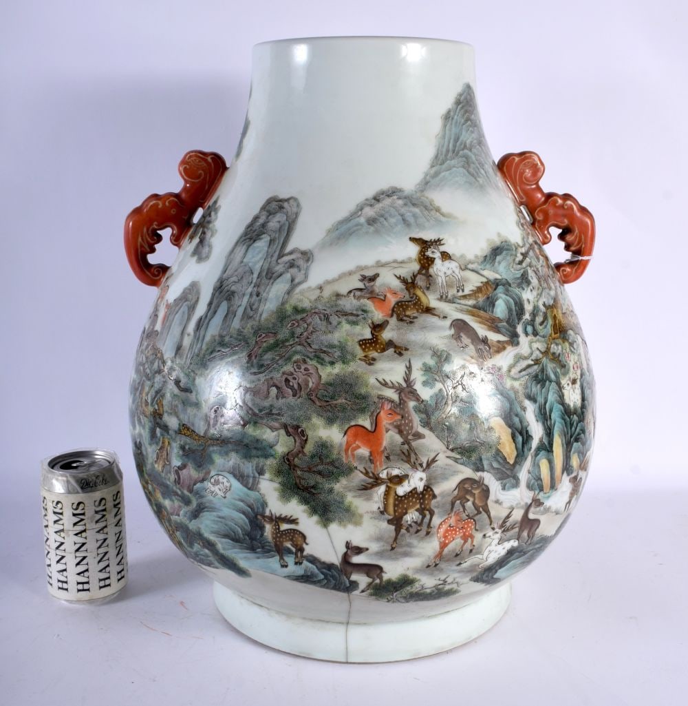A LARGE EARLY 20TH CENTURY CHINESE TWIN HANDLED PORCELAIN BULBOUS HU VASE Late Qing/Republic, bearin (1 of 5)