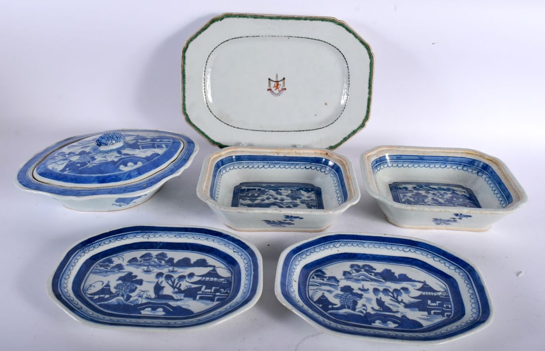 AN 18TH CENTURY CHINESE EXPORT ARMORIAL DISH Qianlong, together with five other Jiaqing porcelain wa (1 of 11)