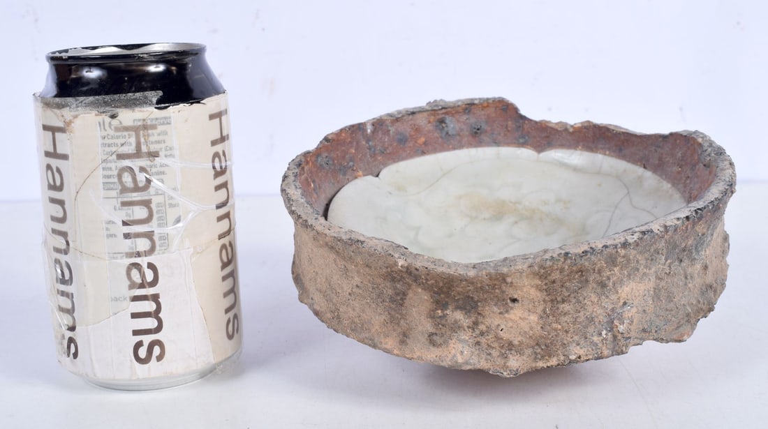 Fragments of a Chinese porcelain Song dish 7 x 16 cm (1 of 3)