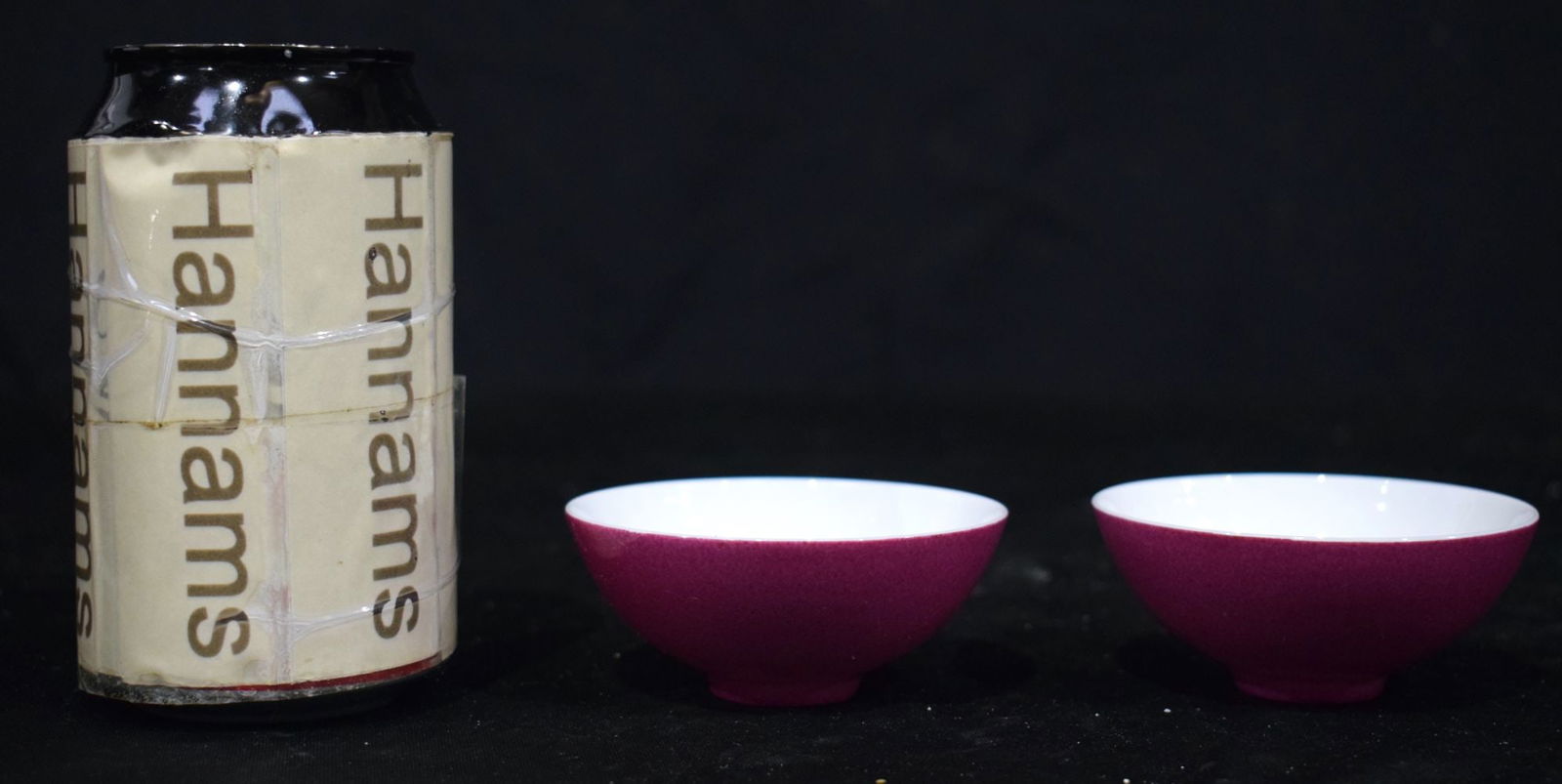 A pair of A Chinese porcelain pink glazed Tea cups 4 x 8 cm. (1 of 4)