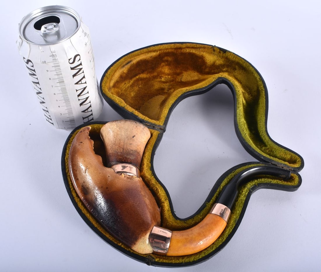 A Very Rare Large 19th Century Carved Meerschaum 9ct Gold Lobster Claw