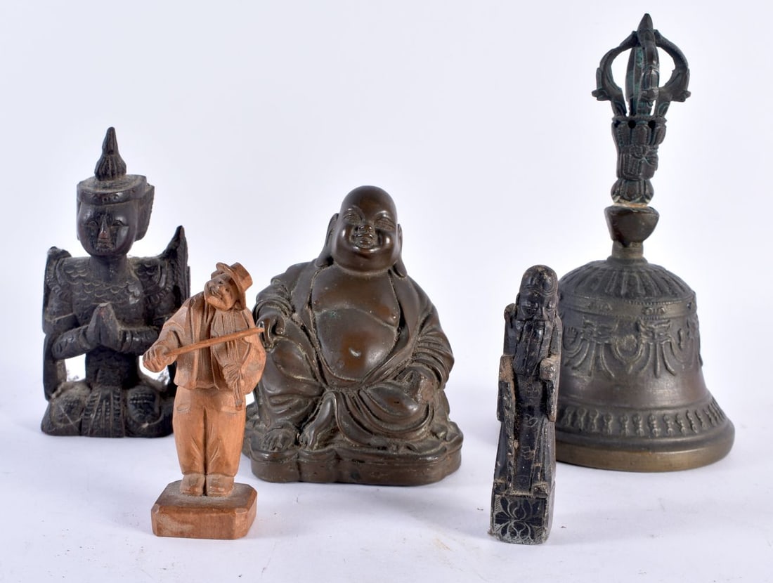 A GROUP OF CHINESE AND TIBETAN ITEMS. Largest 17 cm high. (5) (1 of 9)