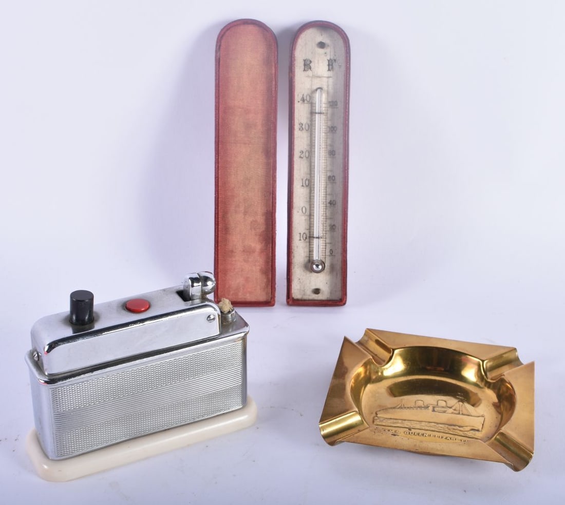 AN ANTIQUE POCKET THERMOMETER together with a brass RMS Queen Elizabeth ashtray & a vintage bakelite (1 of 5)