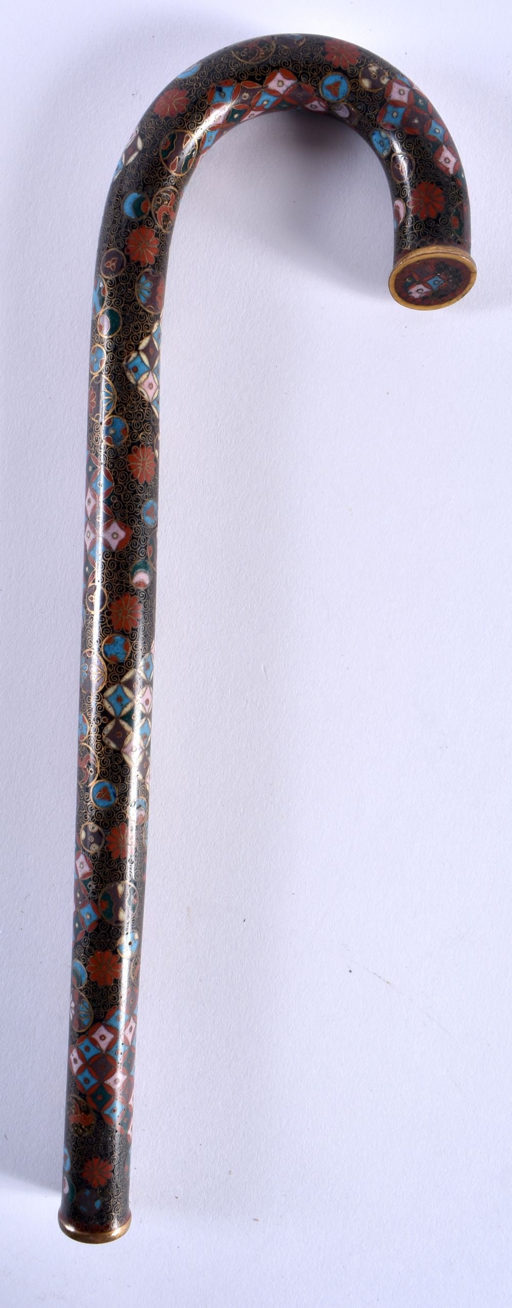 A FINE 19TH CENTURY JAPANESE MEIJI PERIOD CLOISONNE ENAMEL CANE HANDLE decorated with circular and g (1 of 6)