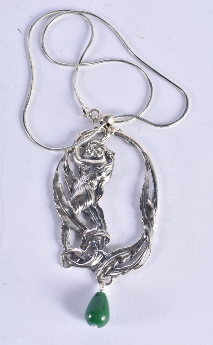A SILVER MAIDEN NECKLACE. 28.7 grams. Chain 46 cm long, pendant 10 cm x 4.75 cm. (1 of 3)