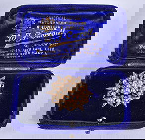 AN ANTIQUE 15CT GOLD AND PEARL BROOCH. 6.6 grams. 2.5 cm x 2.75 cm. (1 of 4)