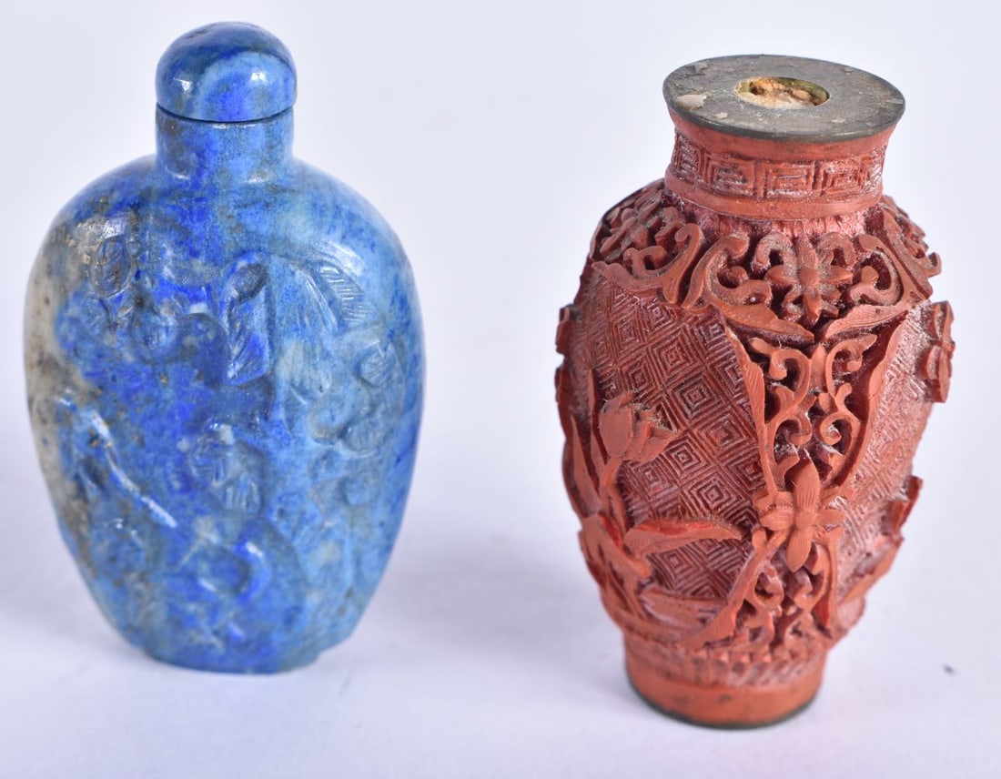 TWO 19TH/20TH CENTURY CHINESE CARVED SNUFF BOTTLES Late Qing. Largest 5.5 cm x 3.25cm. (2) (1 of 3)