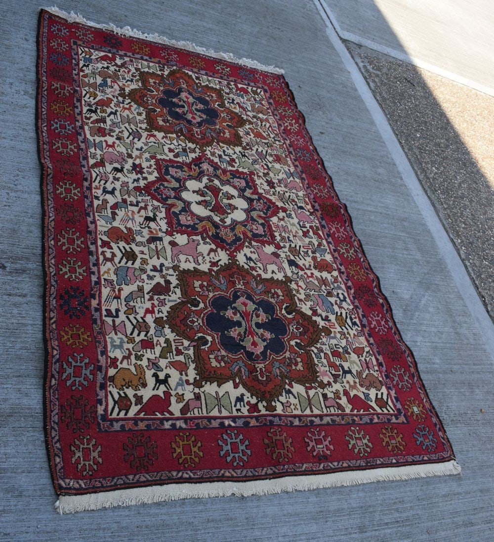 An Iranian Wool and silk Noah's Ark Sumak wool and silk rug 195 x 121 cm (1 of 6)