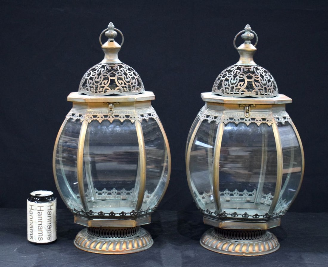 A pair of Islamic style copper lanterns 51 cm (62) (1 of 4)