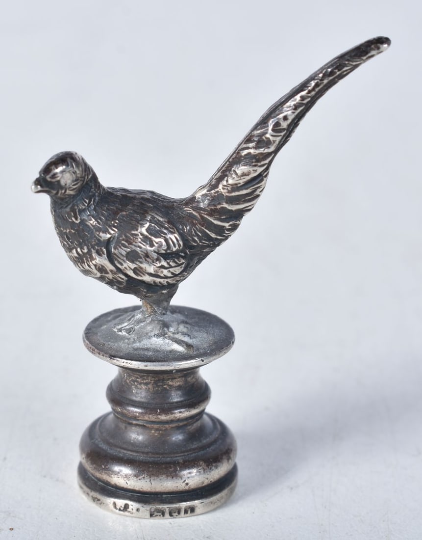 An Edwardian  Silver Game Bird Seal with vacant base.  Hallmarked London 1906.  4.8cm x 3.5cm x 1.6c (1 of 4)