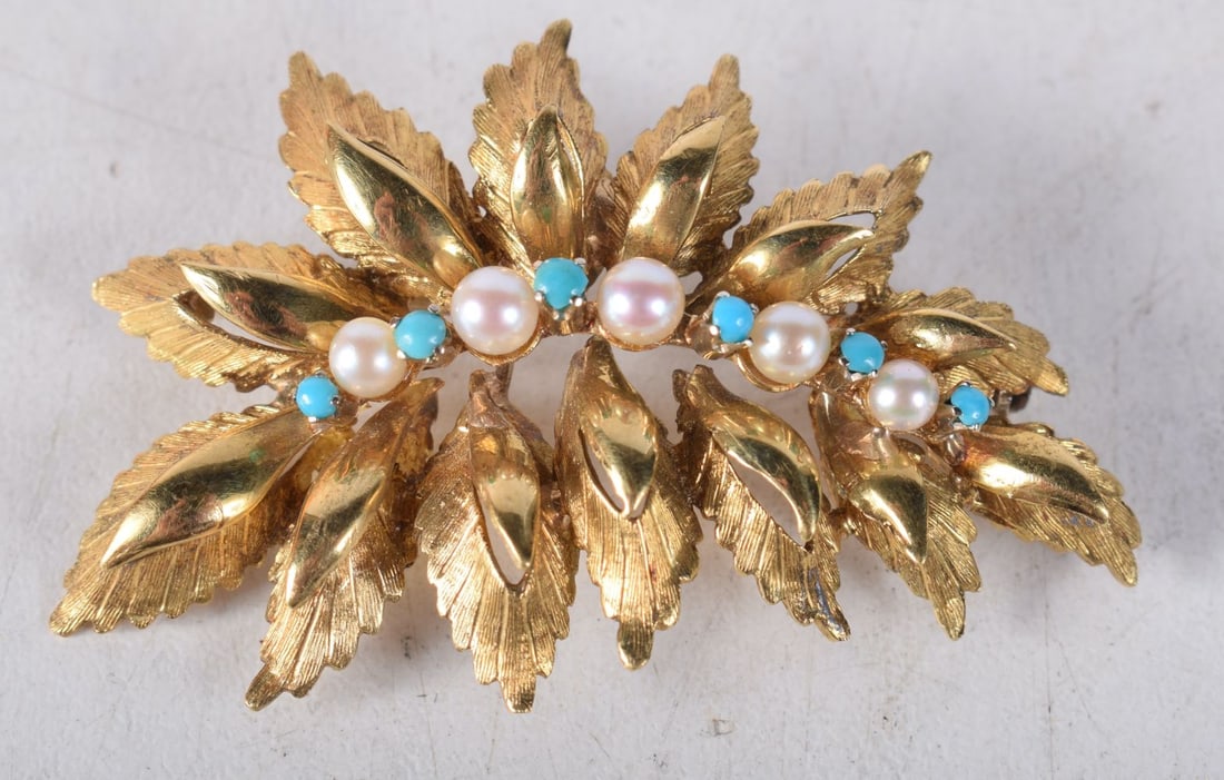 A 15 Carat Gold Leaf Shaped Brooch set with Pearls and Turquoise. Stamped 15K, 4.9cm x 8.2cm, weight (1 of 3)