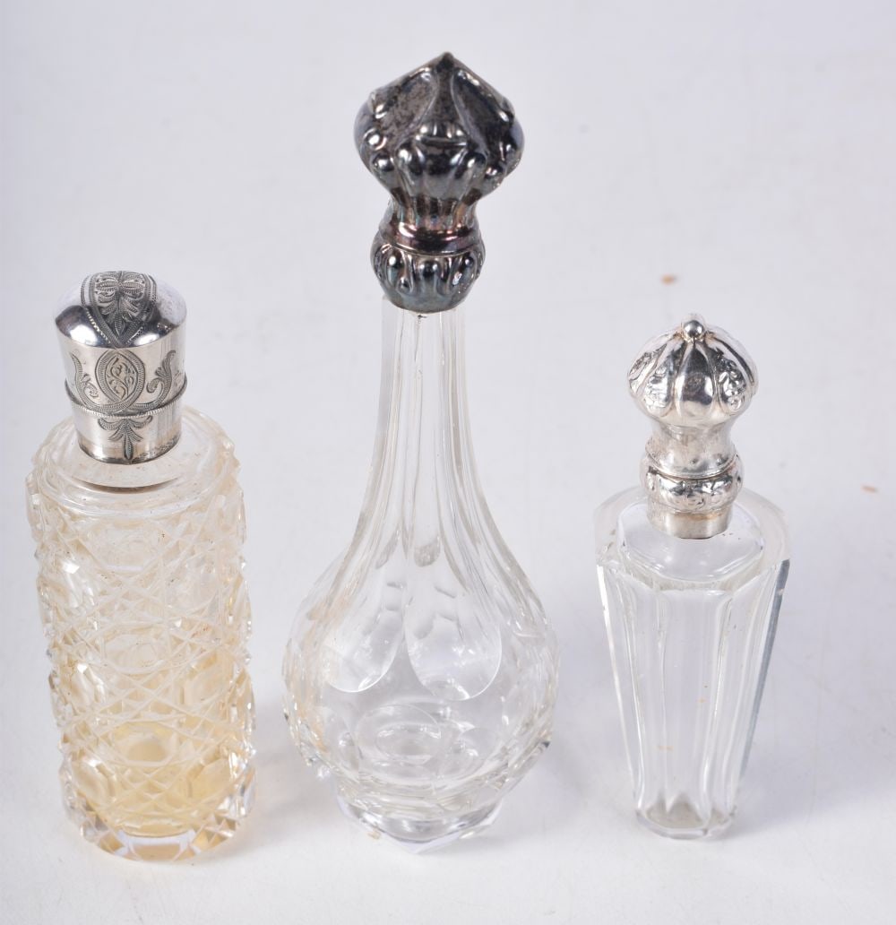 Three Glass Scent Bottles with Silver Tops. Stamped Sterling. Largest 11.9cm x 3.8cm (3) (1 of 3)