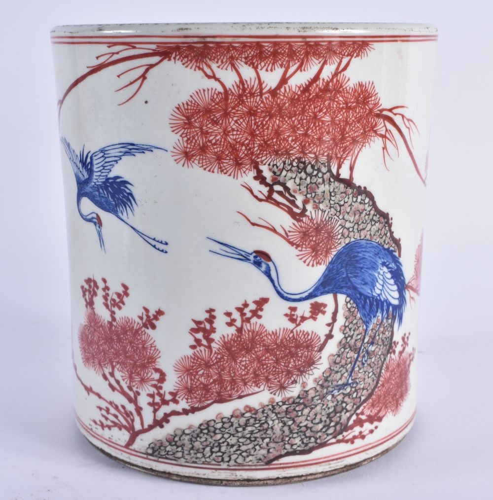 A CHINESE BLUE AND WHITE IRON RED PAINTED BRUSH POT 20th Century. 16cm x 14 cm. (1 of 5)