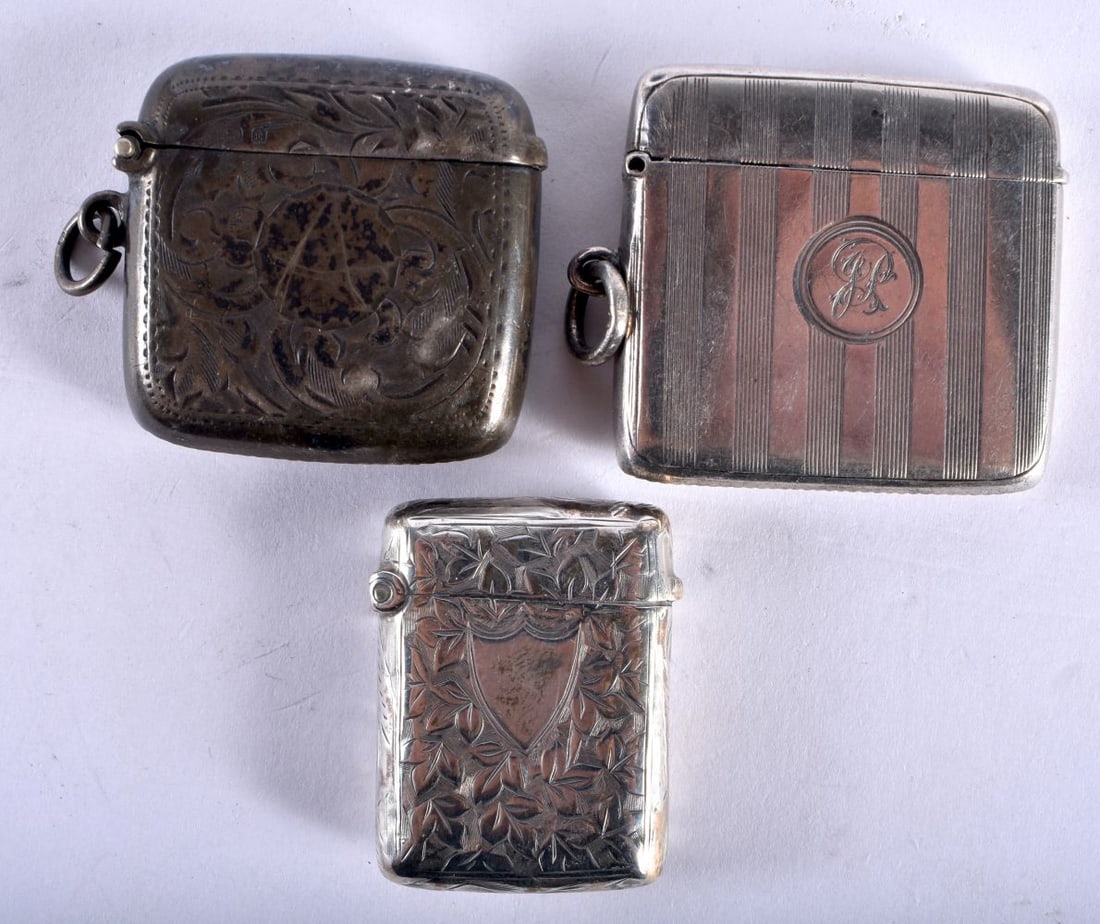 THREE ANTIQUE SILVER VESTA CASES. 67.1 grams. Largest 4.25 cm x 4 cm. (3) (1 of 5)
