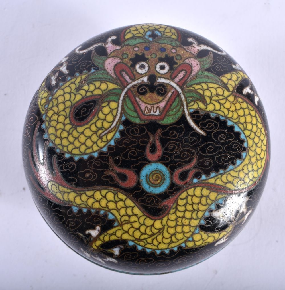 A 19TH CENTURY CHINESE CLOISONNE ENAMEL CIRCULAR BOX AND COVER Qing, decorated with dragons. 8 cm di (1 of 4)