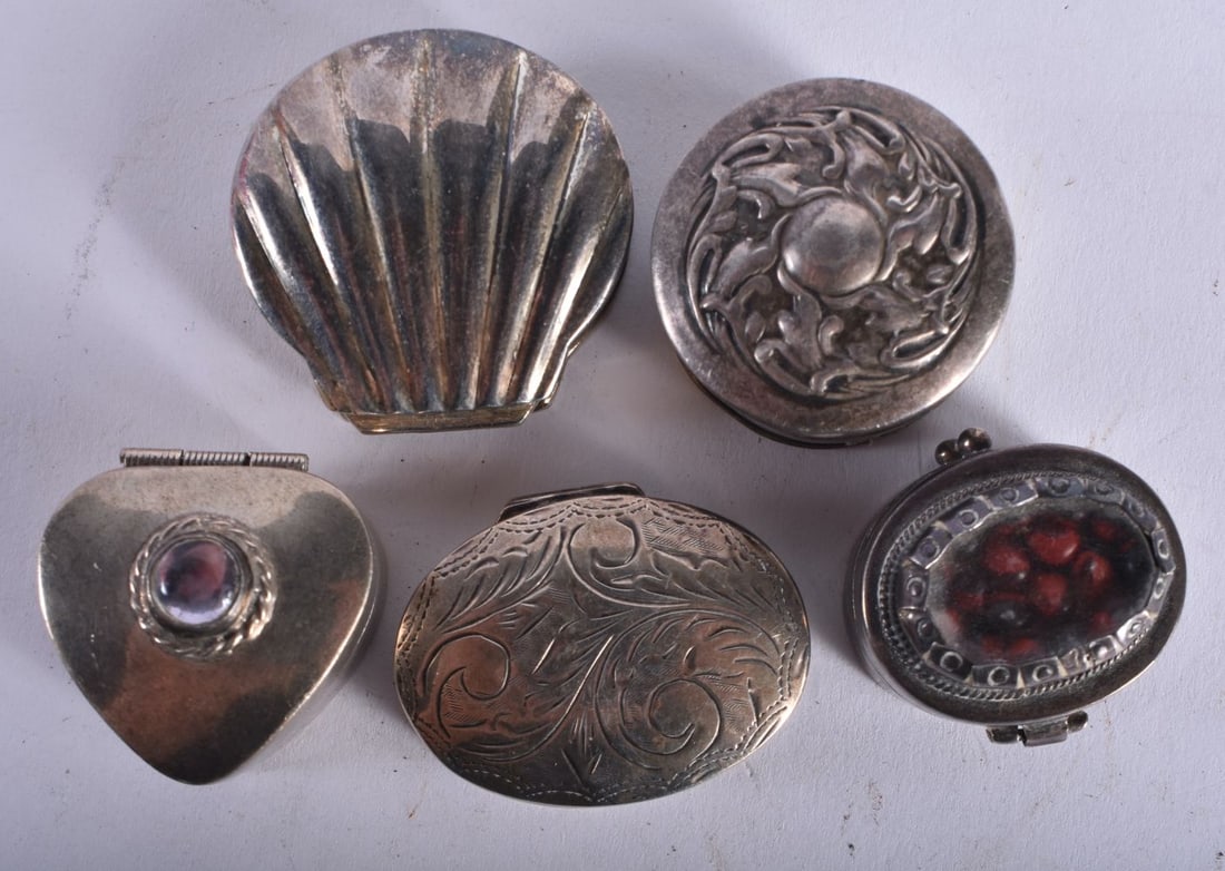 Five Silver Trinket / Pill Boxes,  Various marks incl Birmingham 1910, remainder Stamped 925.  Large (1 of 3)