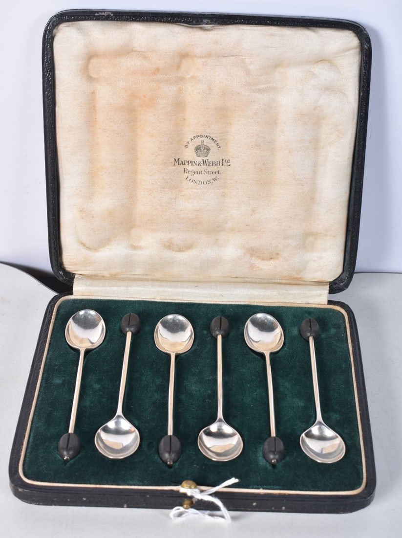 A Cased Set of Six Silver Coffee Bean Spoons by Mappin & Webb.  Hallmarked Sheffield 1923.  10.3cm x (1 of 4)
