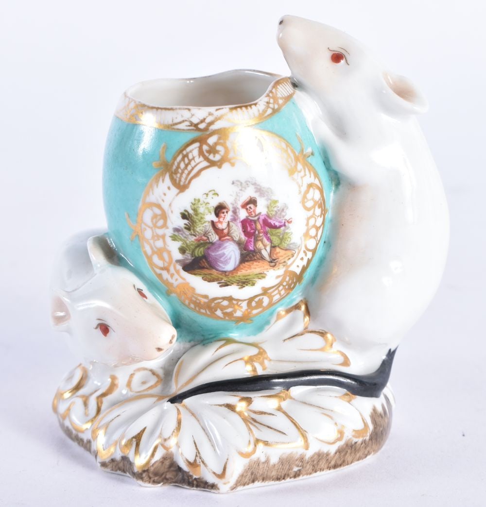A RARE LATE 19TH CENTURY GERMAN DRESDEN PORCELAIN RAT VASE painted with lovers. 8 cm x 7 cm. (1 of 5)