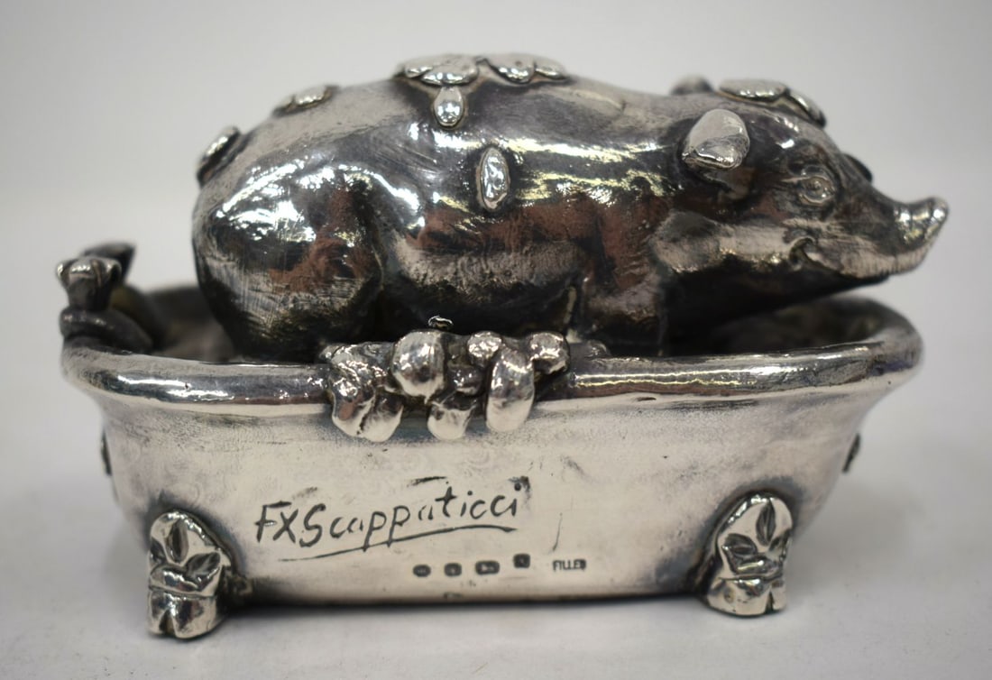 A CHARMING SILVER PIG TROUGH. Sheffield 1997. 305.2 grams overall. 10.5cm x 6 cm. (1 of 7)