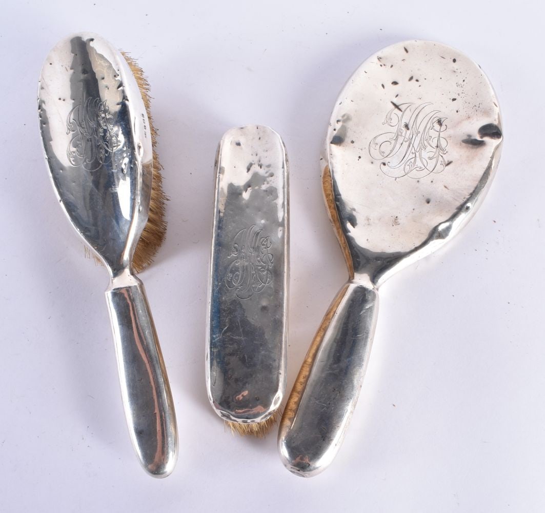 A SILVER DRESSING TABLE SET. 440 grams overall. Largest 28cm long. (3) (1 of 5)