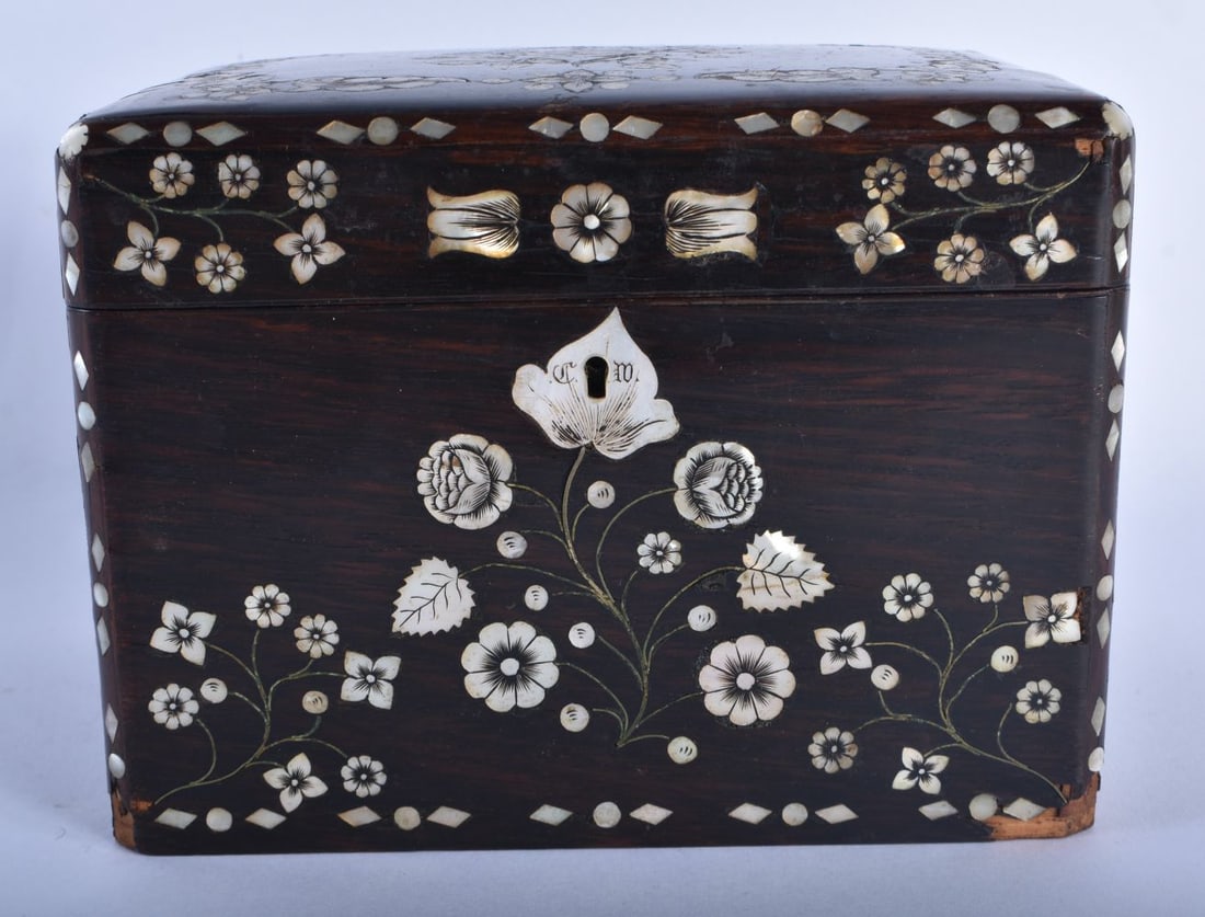 A 19TH CENTURY CHINESE MOTHER OF PEARL INLAID ROSEWOOD TEA CADDY Qing, decorated with foliage. 15cm (1 of 6)