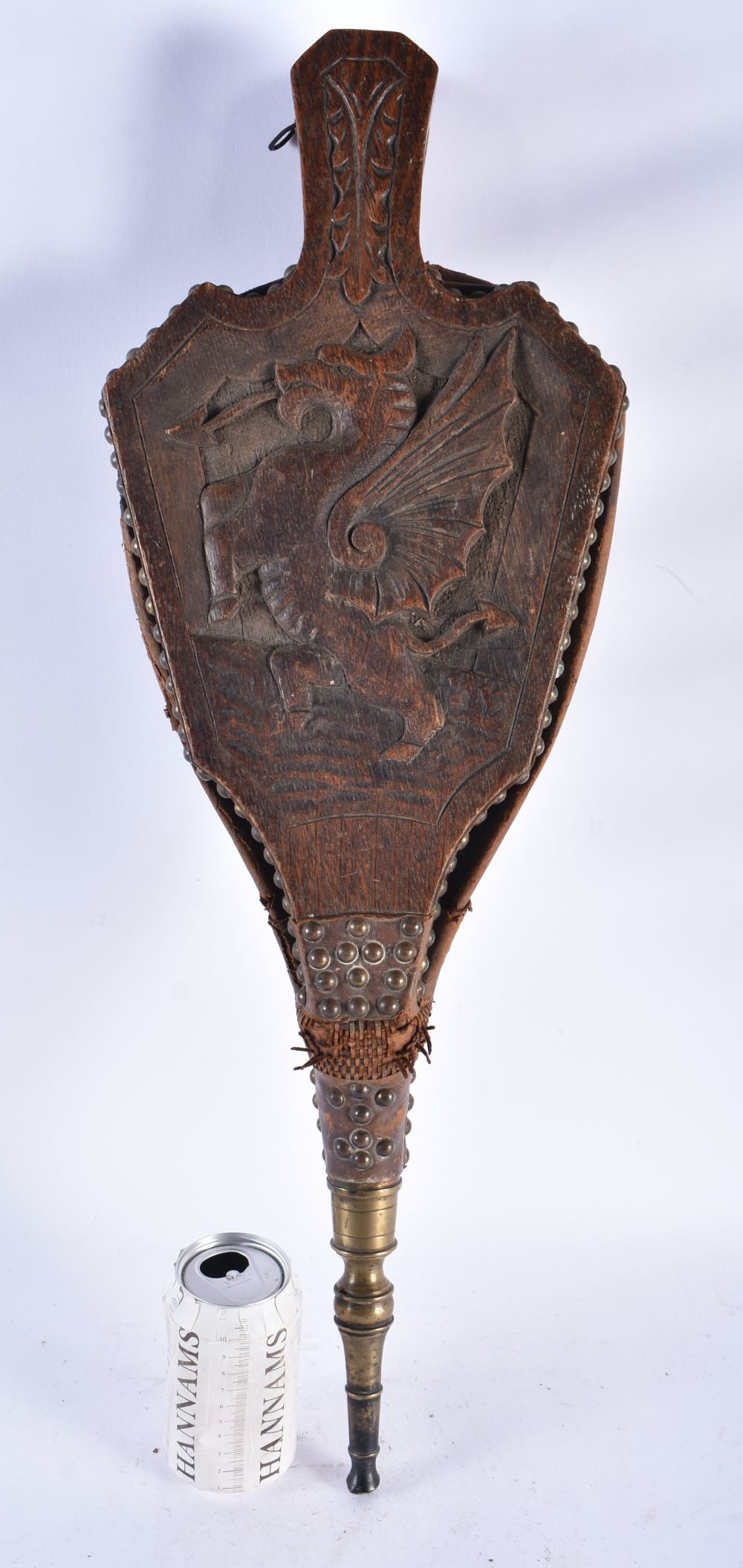 A PAIR OF ARTS AND CRAFTS CARVED OAK DRAGON BELLOWS. 68 cm long.: A PAIR OF ARTS AND CRAFTS CARVED OAK DRAGON BELLOWS. 68 cm long.