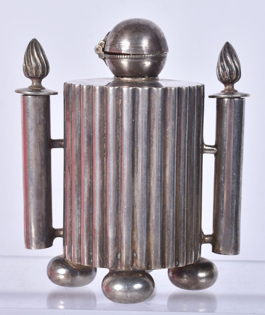 A STYLISH ART DECO SILVER PLATED TABLE LIGHTER in the manner of Christopher Dresser. 143 grams. 9 cm (1 of 4)