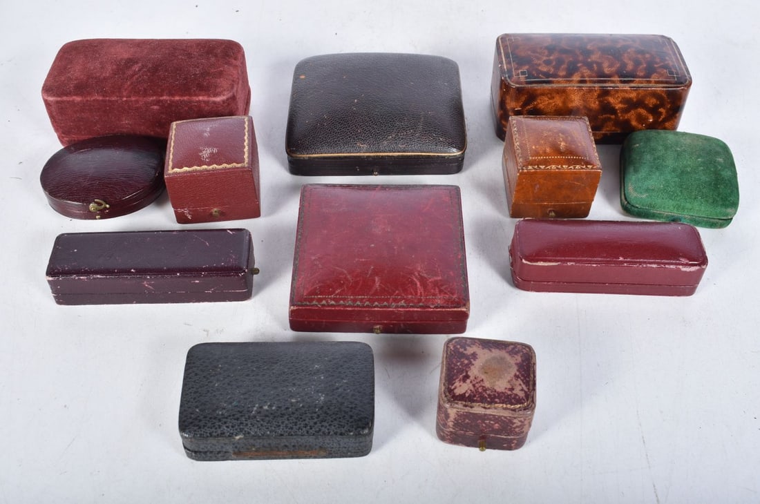 Collection of Antique / Vintage Jewellery Boxes x 12 403g. (12): Collection of Antique / Vintage Jewellery Boxes x 12 403g. (12)