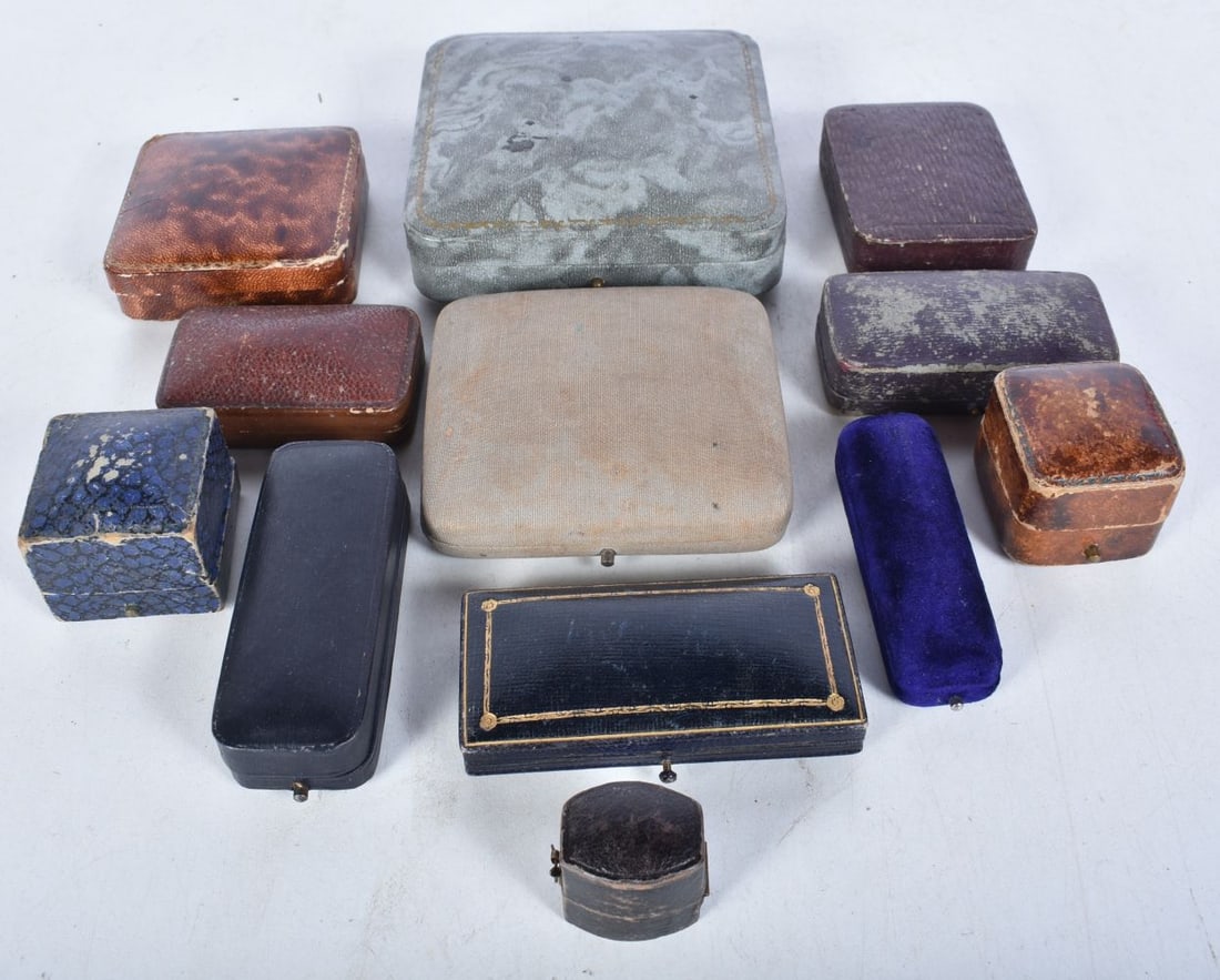 Collection of Antique / Vintage Jewellery Boxes x 12 375g. (12): Collection of Antique / Vintage Jewellery Boxes x 12 375g. (12)
