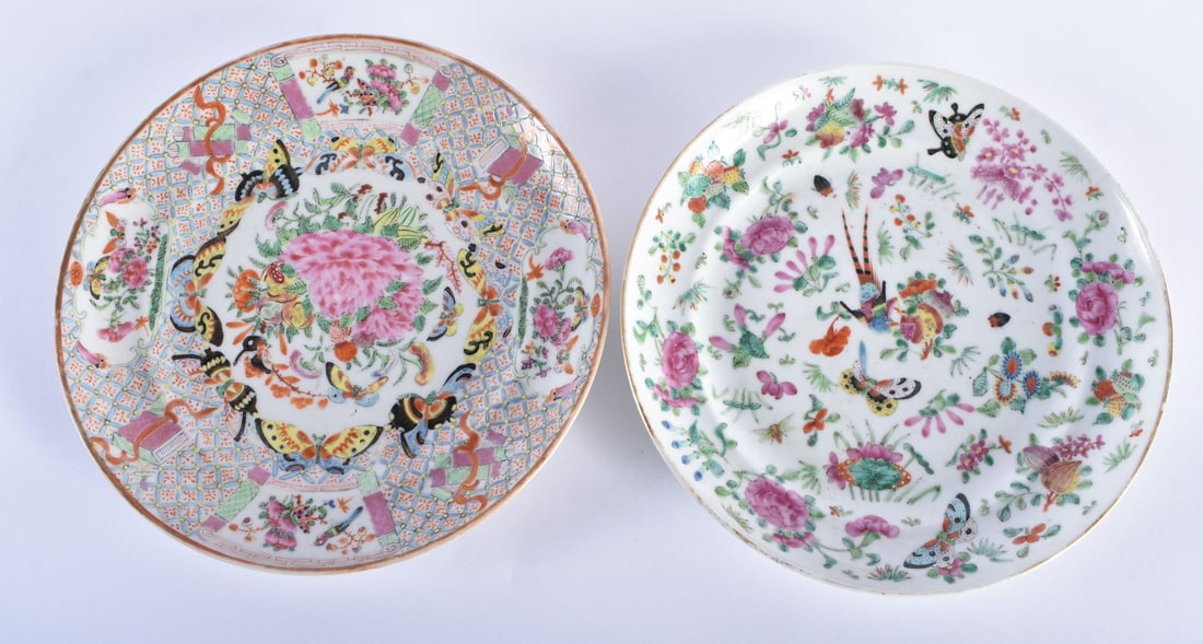 TWO 19TH CENTURY CHINESE CANTON FAMILLE ROSE PLATES Qing. 20 cm diameter. (2) (1 of 6)