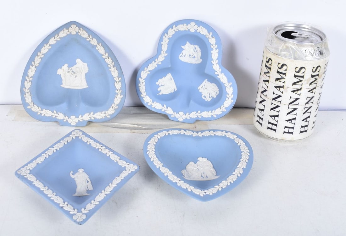A collection of Wedgwood Jasper ware trinket dishes 11.5 x 11.5cm (4): A collection of Wedgwood Jasper ware trinket dishes 11.5 x 11.5cm (4)