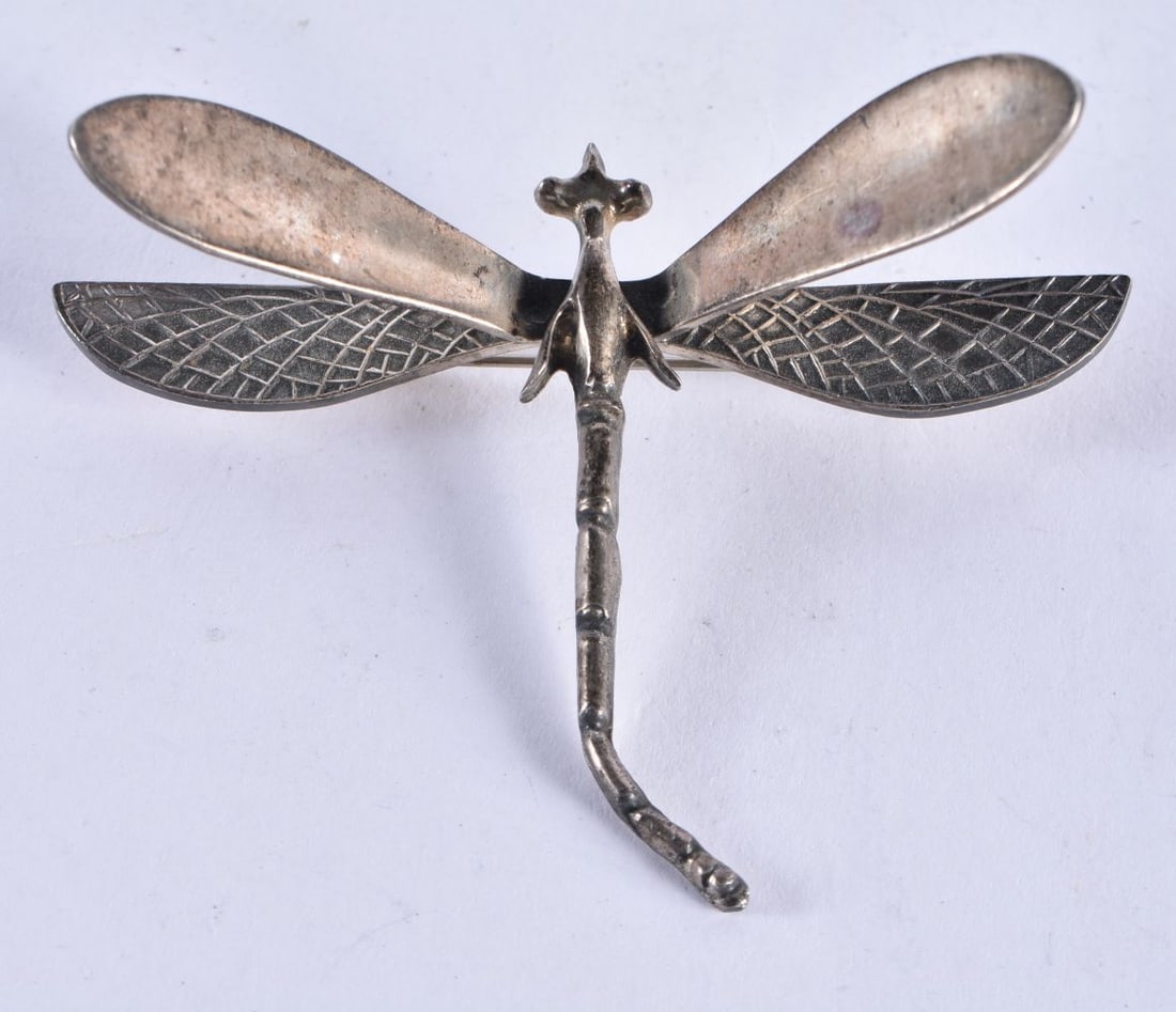 A SILVER DRAGONFLY BROOCH. 18 grams. 7.25 cm x 5.25 cm. (1 of 3)