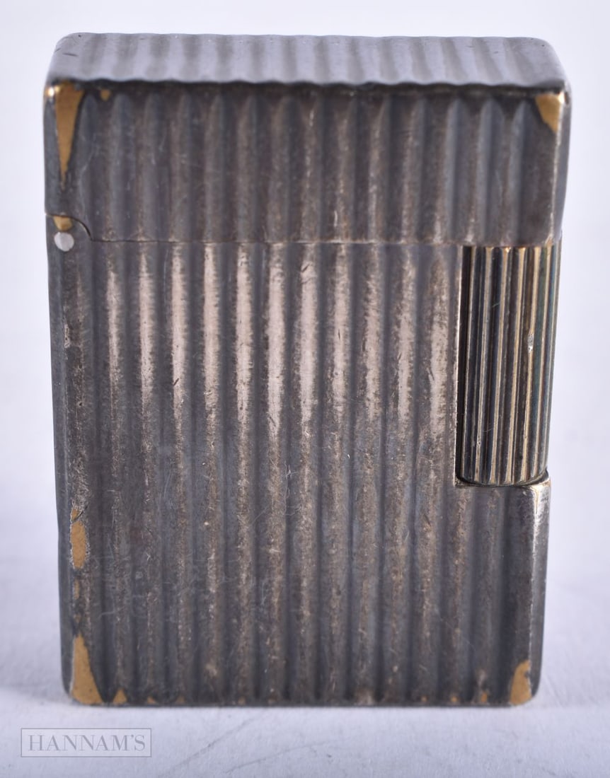 St Dupont Paris Vintage Silver Plate Pocket Lighter w/ Vertical Ribbed Pattern.  4.7cm x3.5cm x 1.4c (1 of 3)