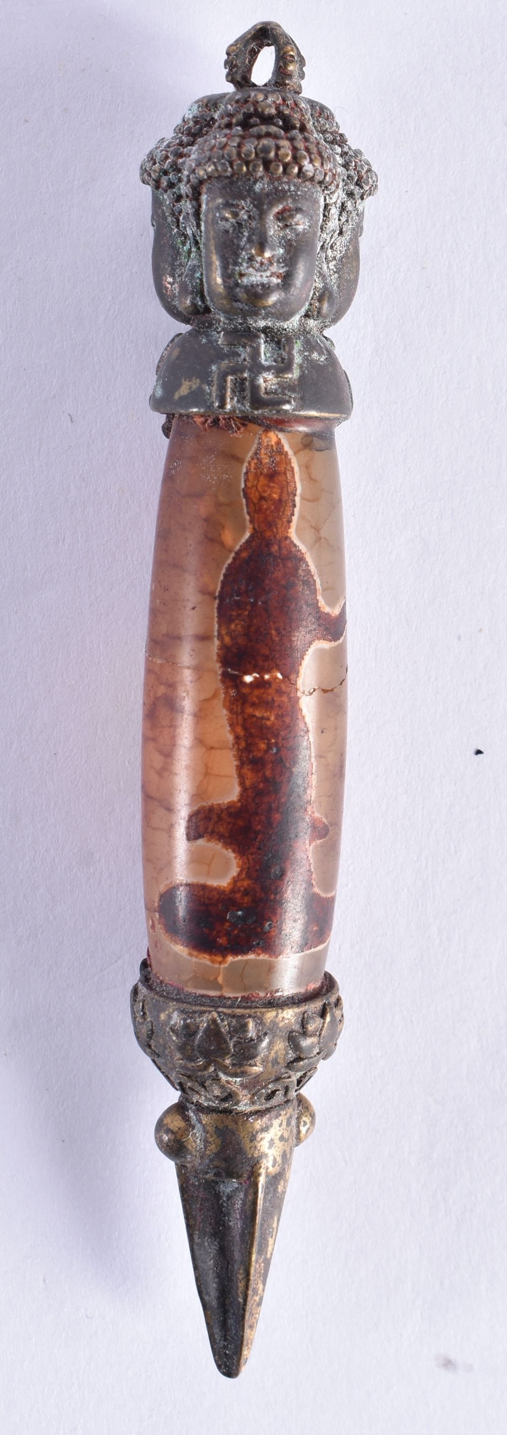 A TIBETAN AGATE ZHU BEAD. 9 cm long.: A TIBETAN AGATE ZHU BEAD. 9 cm long.
