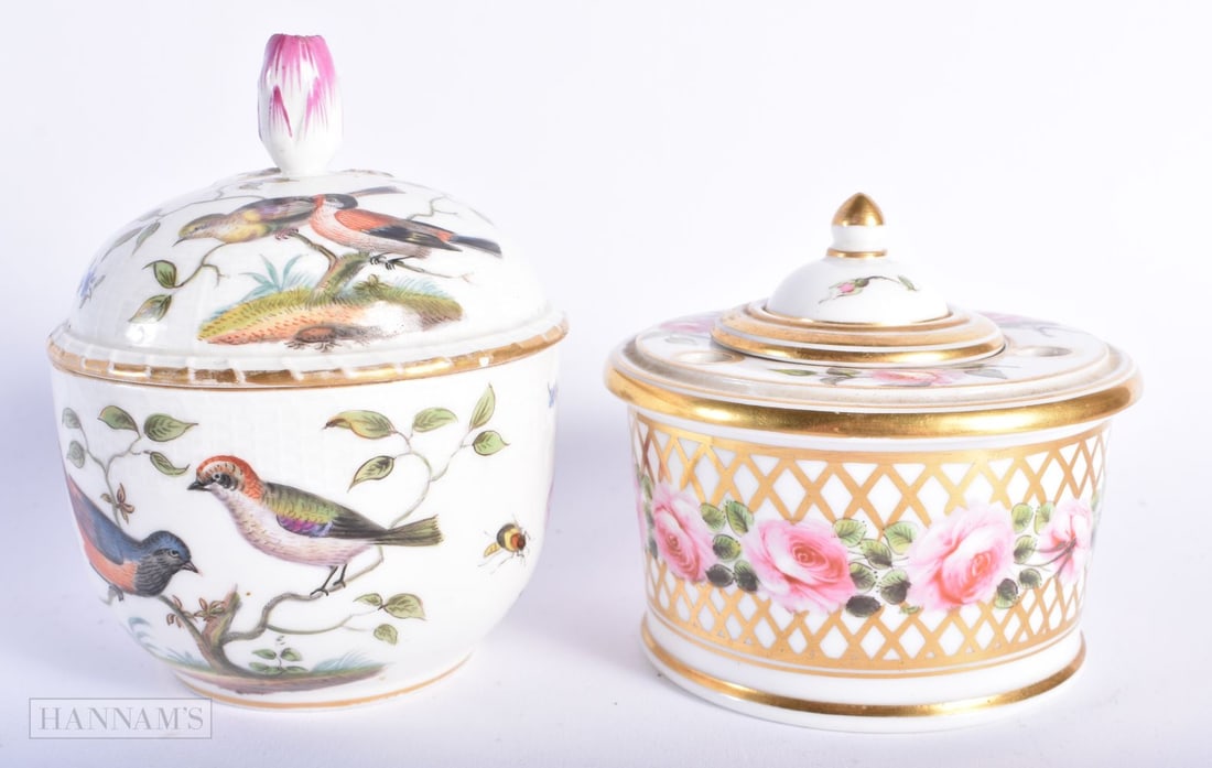 A 19TH CENTURY GERMAN KPM BERLIN SUCRIER AND COVER together with a Derby Inkwell C1820. Largest 8 cm (1 of 5)