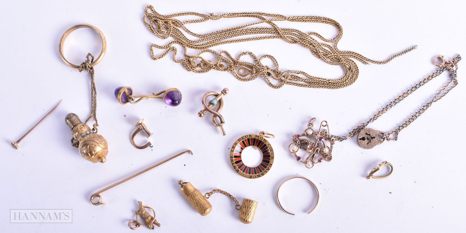 ASSORTED ANTIQUE YELLOW METAL JEWELLERY including 9ct. 43.1 grams. Longest 142 cm long. (qty) (1 of 5)