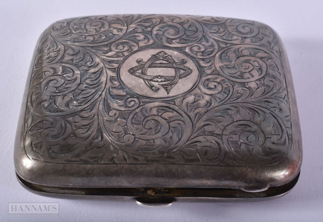 A SILVER BRIGHT CUT CIGARETTE CASE. Birmingham 1918. 111.2 grams. 8.5 cm square. (1 of 3)