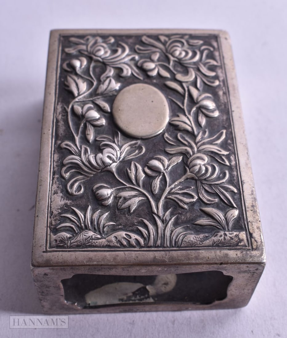 .900 Japanese Silver Floral Matchbox Cover (59g). 5.75 cm x 7.25cm. (1 of 4)