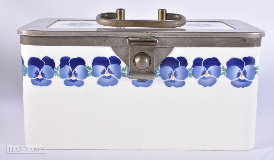 WMF Waechtersbach Art Deco White W/ Blue Pansies Ceramic Biscuit Box. 21 cm wide.: WMF Waechtersbach Art Deco White W/ Blue Pansies Ceramic Biscuit Box. 21 cm wide.