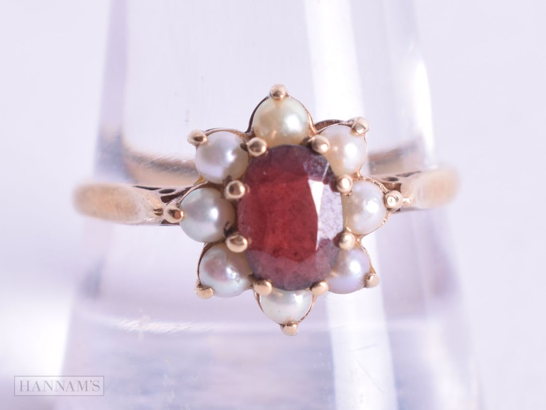 9ct gold garnet and pearl halo ring (2.4g). S. (1 of 3)