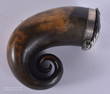 AN EARLY VICTORIAN SCOTTISH HORN CURVING SNUFF MULL. 72 grams. 7.25 cm x 7.5 cm.