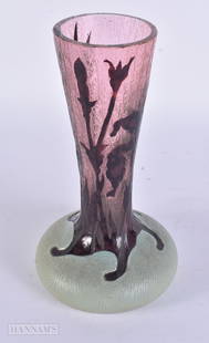 A FINE FRENCH DAUM NANCY CAMEO GLASS VASE decorated with foliage, signed and dated 1895. 24 cm high.: A FINE FRENCH DAUM NANCY CAMEO GLASS VASE decorated with foliage, signed and dated 1895. 24 cm high.