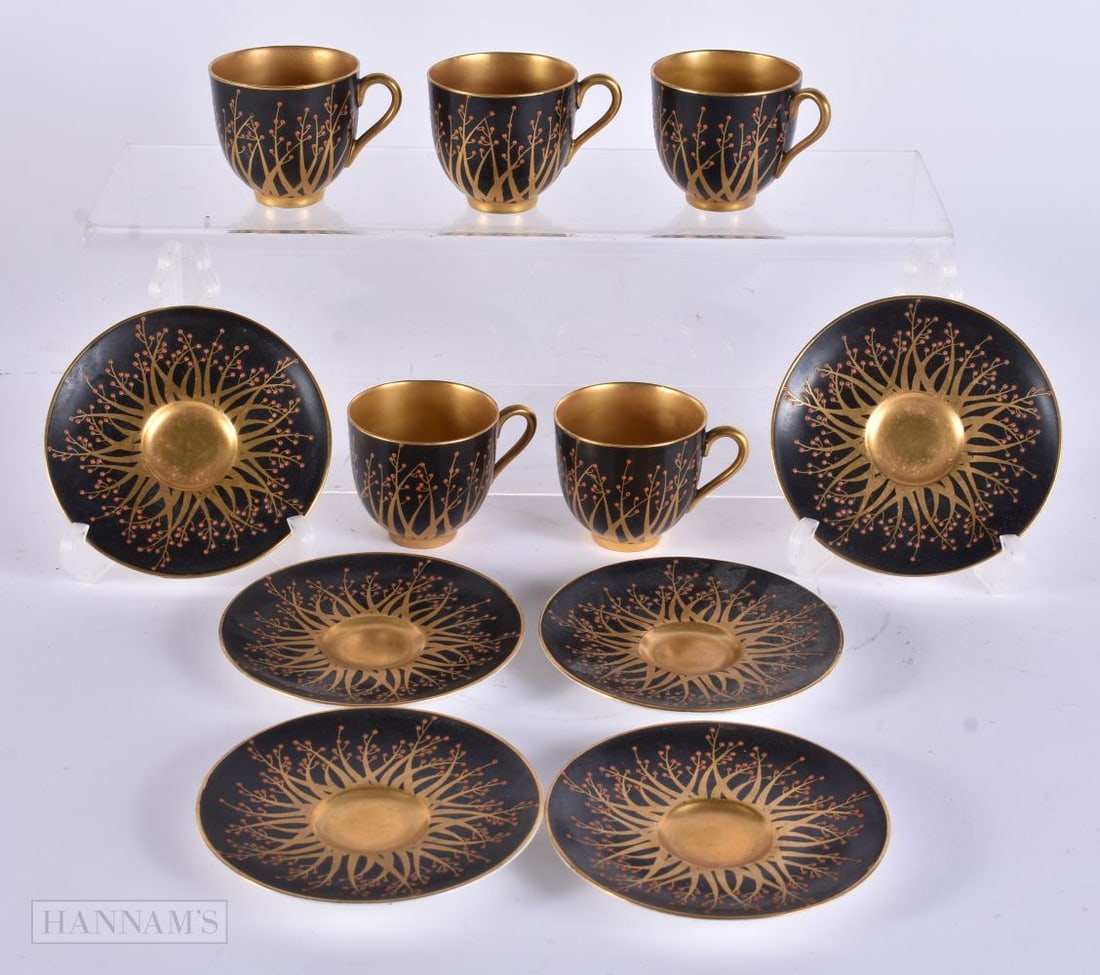 A SET OF ROYAL WORCESTER CUPS AND SAUCERS. (11) (1 of 6)