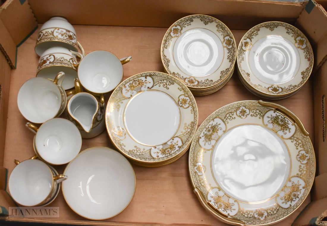 A JAPANESE NORITAKE PORCELAIN SERVICE. Largest 22cm wide. (qty) (1 of 7)
