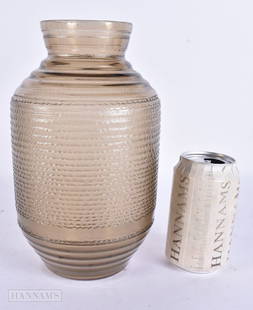 A FRENCH DAUM NANCY GLASS VASE. 24 cm high.: A FRENCH DAUM NANCY GLASS VASE. 24 cm high.