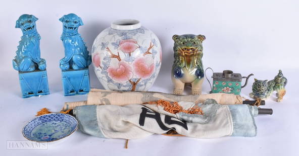 CHINESE COLLECTABLES together with Japanese flags etc. (qty): CHINESE COLLECTABLES together with Japanese flags etc. (qty)