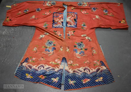 A 19TH CENTURY CHINESE RED EMBROIDERED SILK ROBE Qing. 120 cm x 150 cm.: A 19TH CENTURY CHINESE RED EMBROIDERED SILK ROBE Qing. 120 cm x 150 cm.