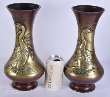 A PAIR OF 19TH CENTURY JAPANESE MEIJI PERIOD BRONZE VASES. 30 cm high.: A PAIR OF 19TH CENTURY JAPANESE MEIJI PERIOD BRONZE VASES. 30 cm high.